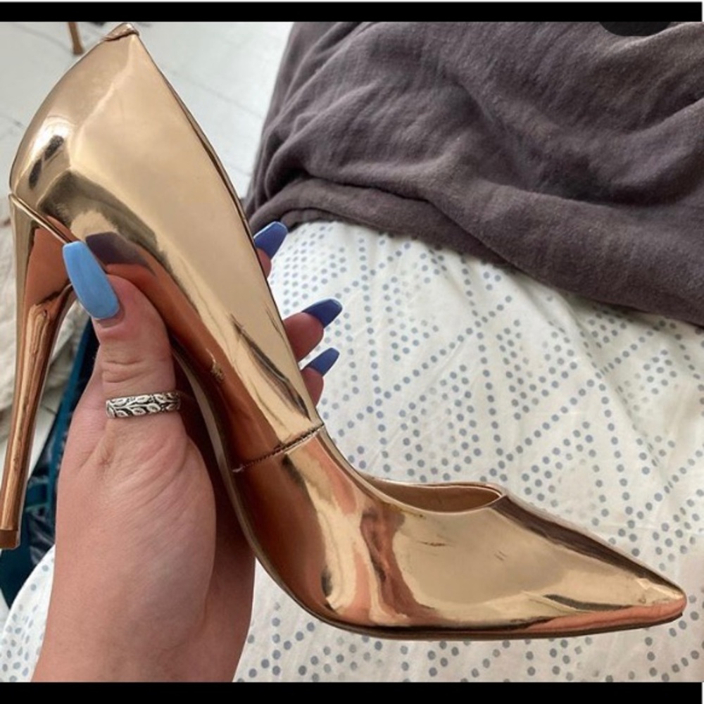 Rose Gold Steve Madden Pumps